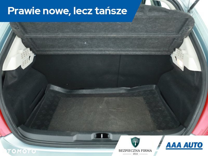 Peugeot 207 - 13