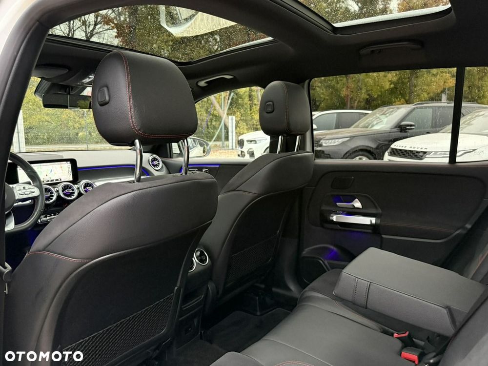 Mercedes-Benz GLB 200 mHEV AMG Line 7G-DCT - 15