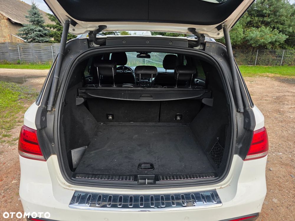Mercedes-Benz GLE 350 d 4Matic 9G-TRONIC AMG Line - 16