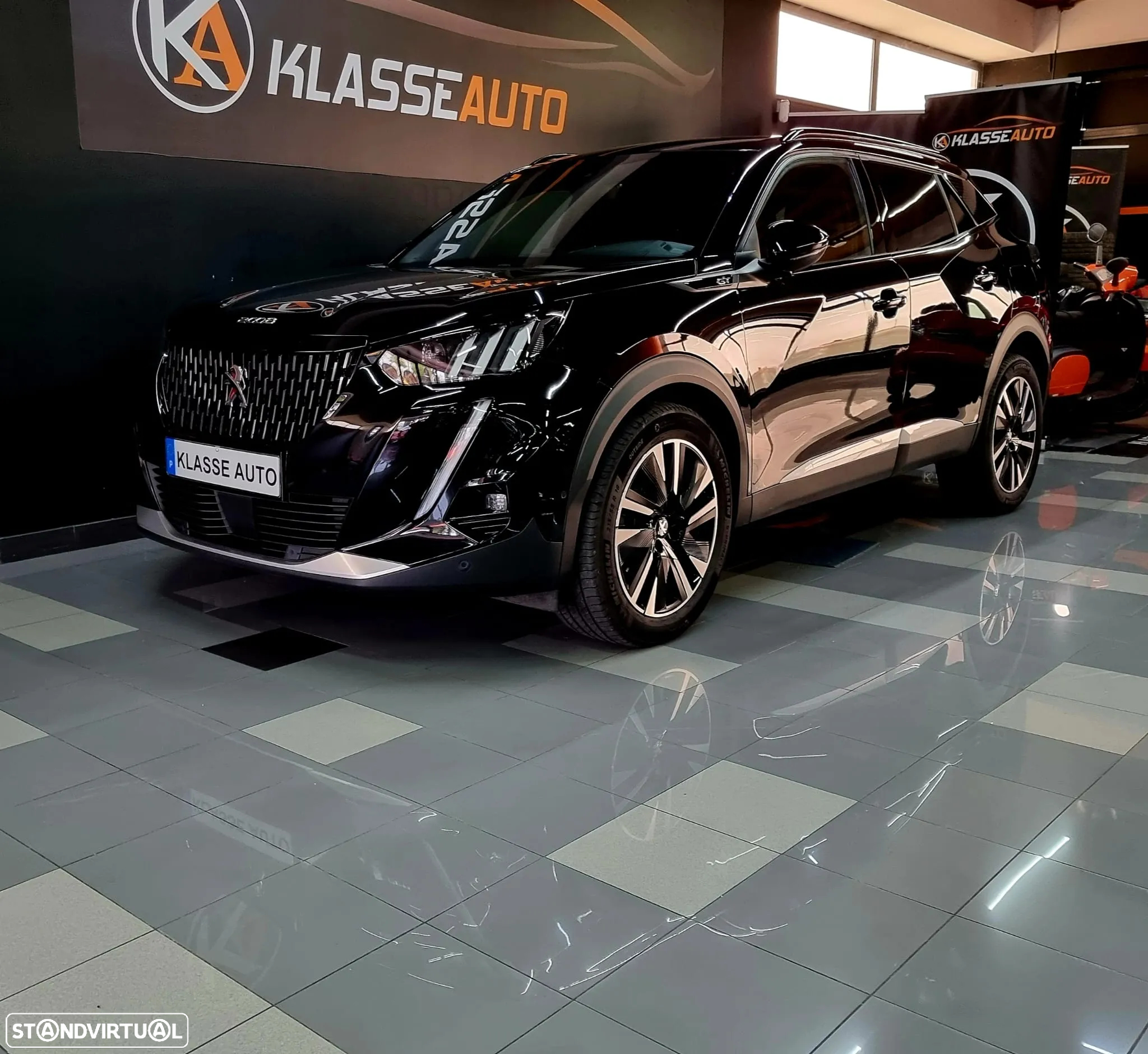 Peugeot 2008 1.5 BlueHDi GT EAT8 - 3