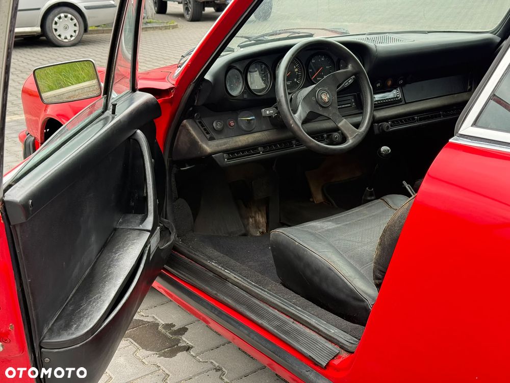 Porsche 911 - 12