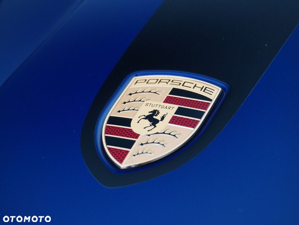 Porsche 911 GT3 Touring PDK - 9