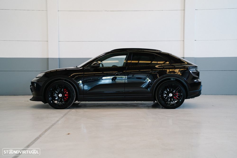 Porsche Macan Electric - 6