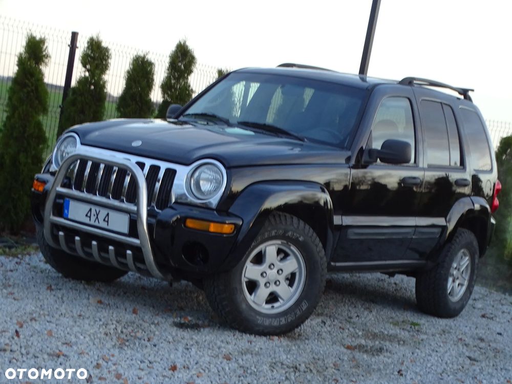 Jeep Liberty - 10