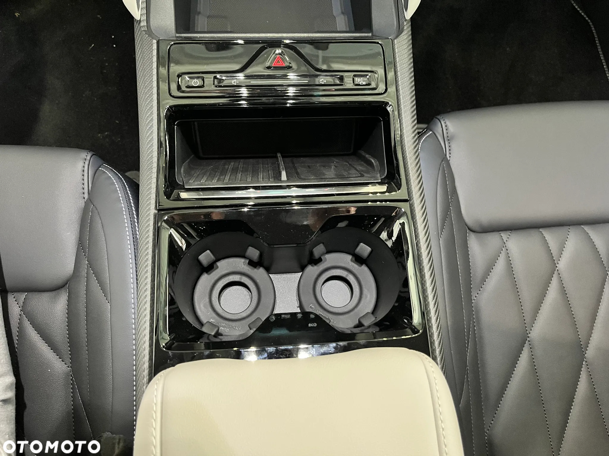 Ford Explorer 78kWh Premium AWD - 18