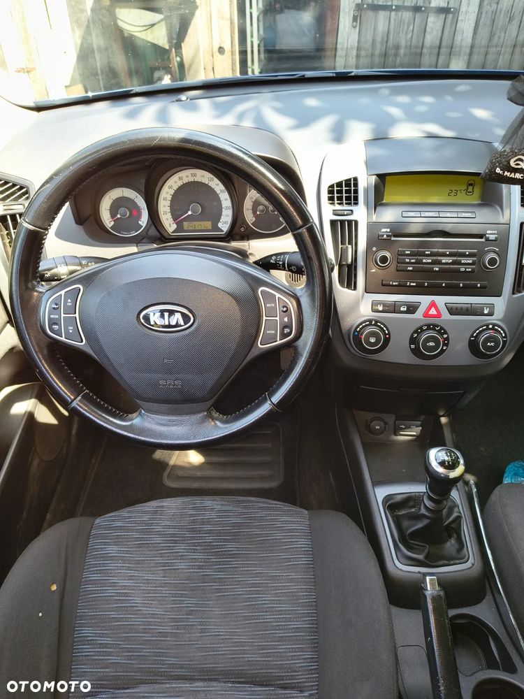 Kia Ceed 1.6 Crdi Comfort + - 10