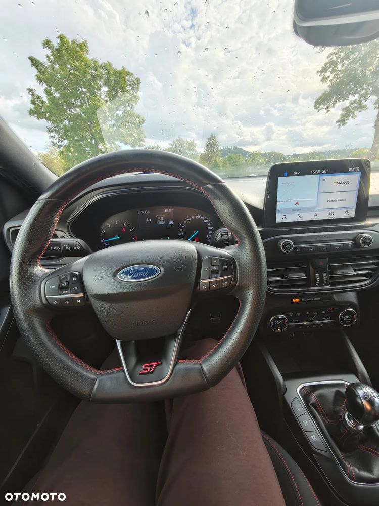 Ford Focus - 21