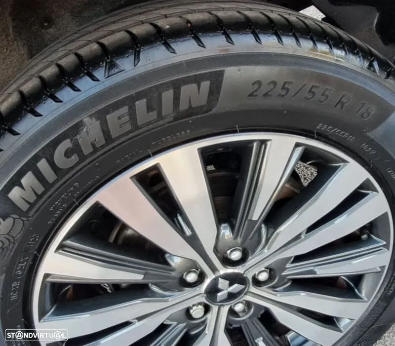 Mitsubishi Outlander 2.0 Kaiteki CVT - 9