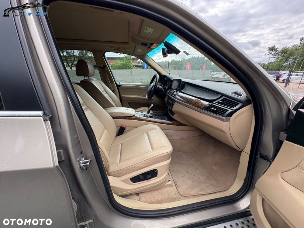 BMW X5 xDrive48i Edition 10 Jahre - 33