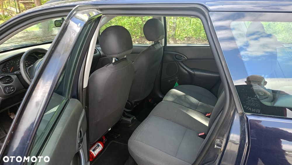 Ford Focus - 16