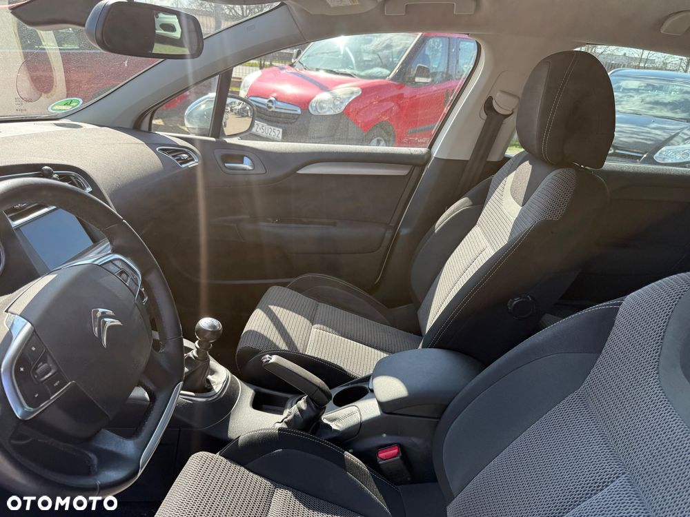 Citroën C4 e-HDi 115 Selection - 5