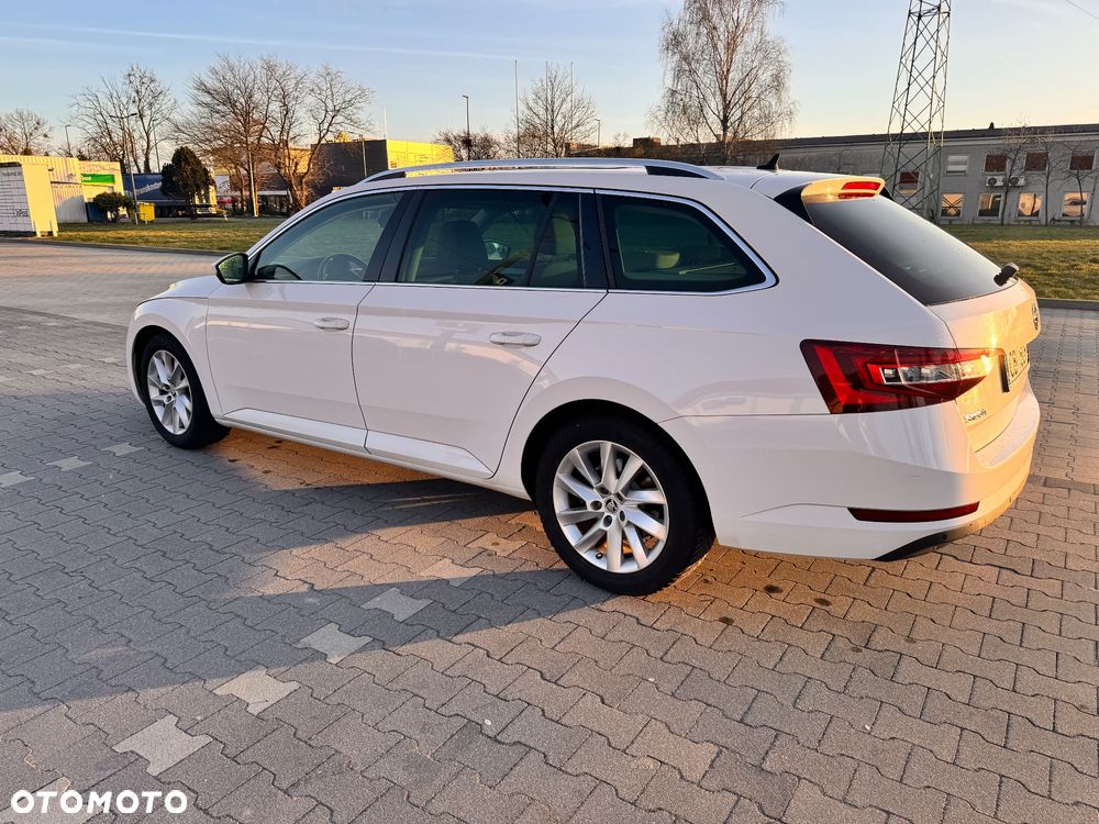Skoda Superb 2.0 TDI Style DSG7 - 6