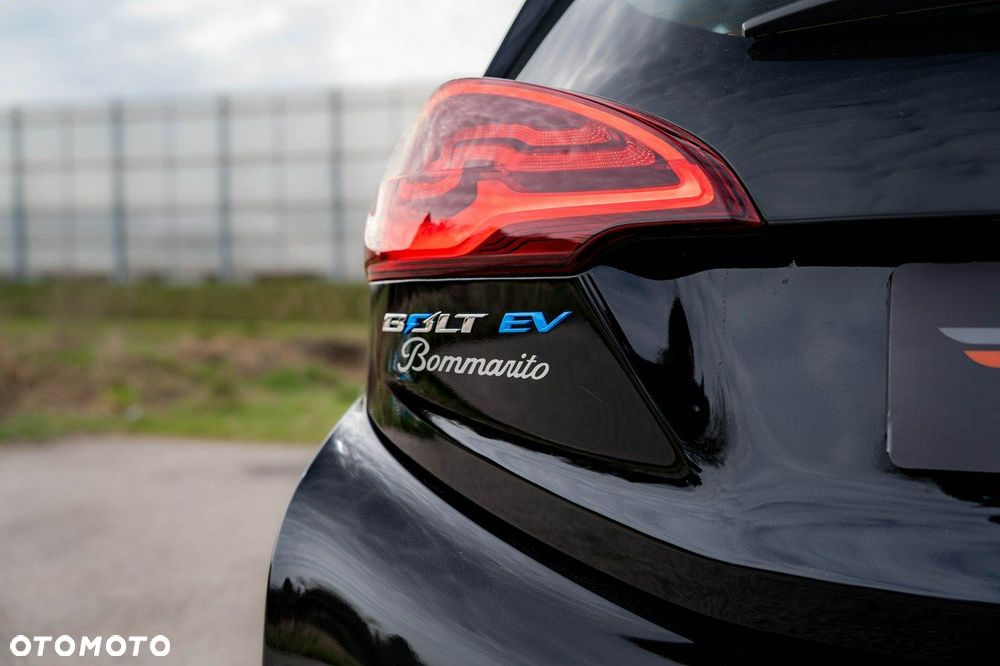 Chevrolet Bolt - 14