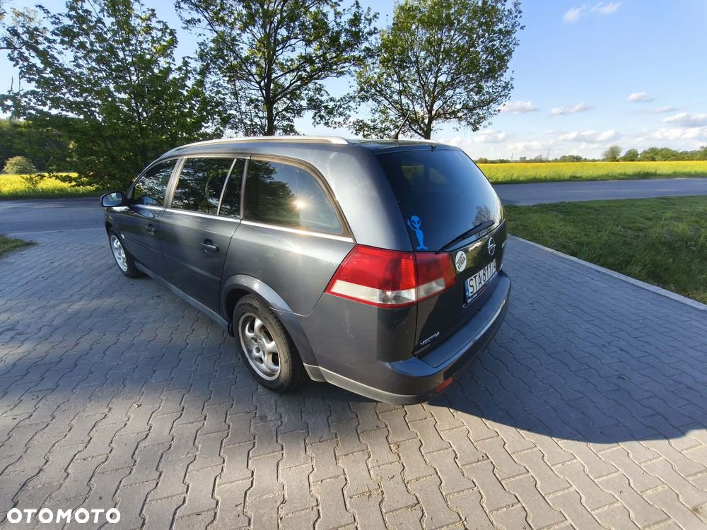 Opel Vectra 3.0 V6 CDTI Cosmo - 4