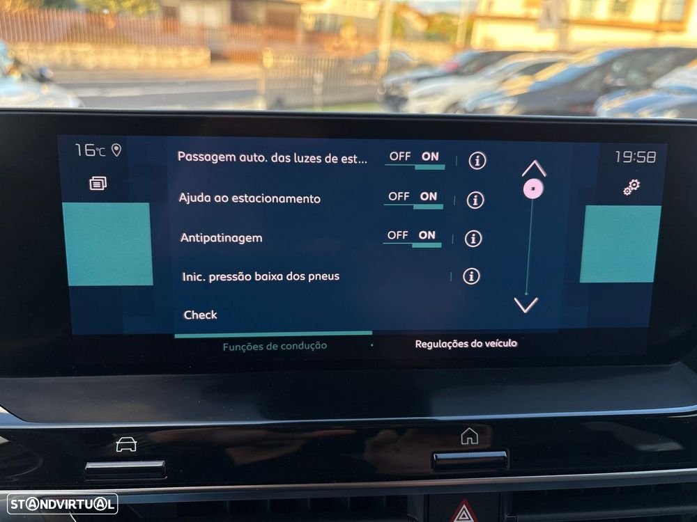 Citroën e-C4 50 kWh Shine Pack - 49