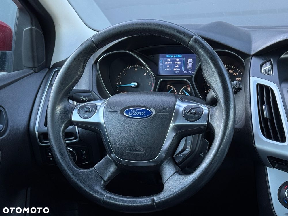 Ford Focus 1.6 TDCi DPF Champions Edition - 32