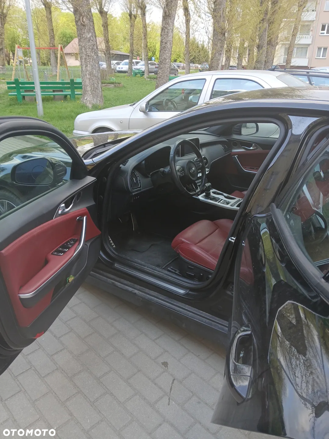 Kia Stinger - 8