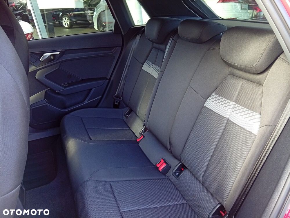 Audi A3 Sportback - 11