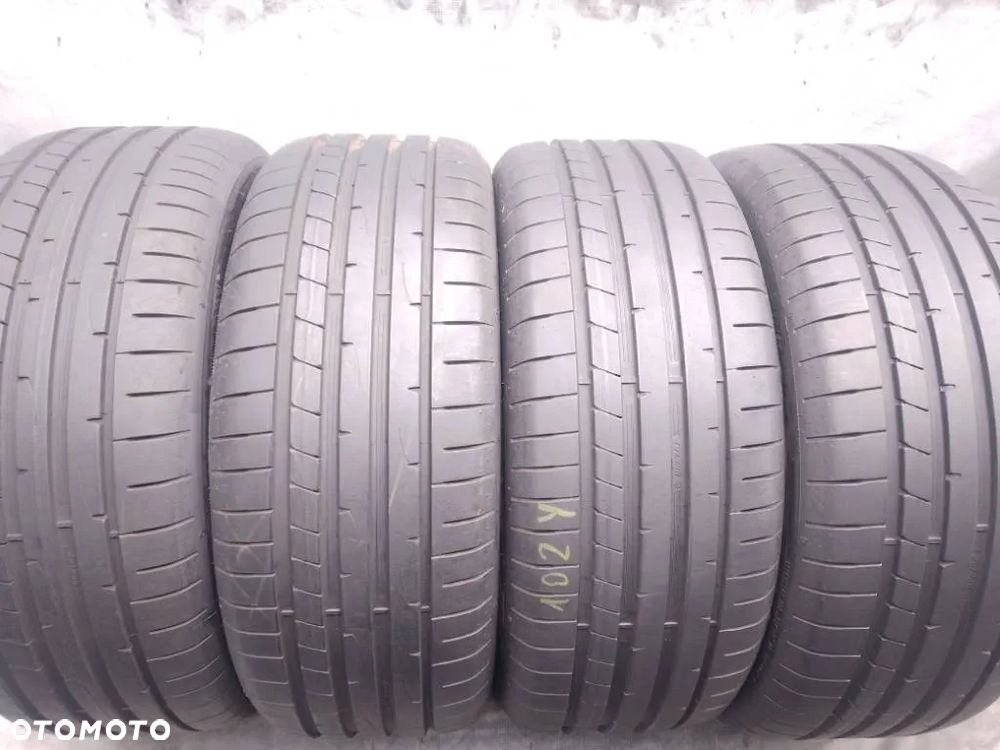 Dunlop Sport Maxx RT2 245/45 ZR19 102Y 2024 7-7.5mm - 1
