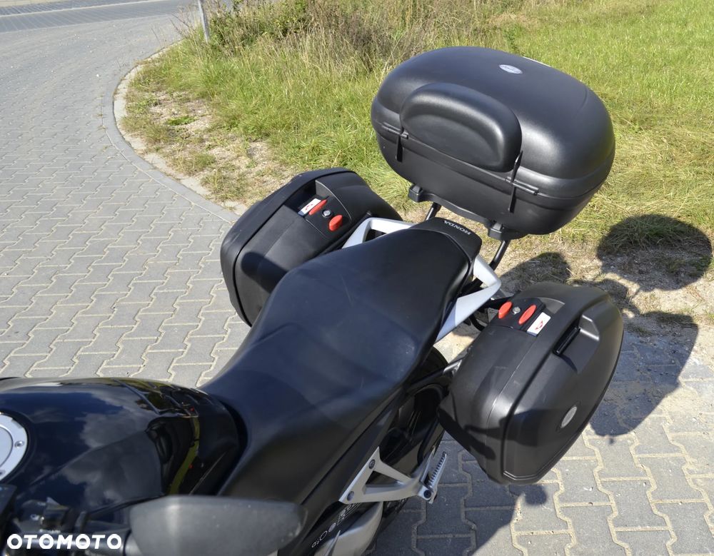 Honda VFR - 17