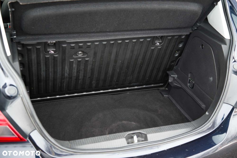 Opel Corsa 1.4 Enjoy - 10