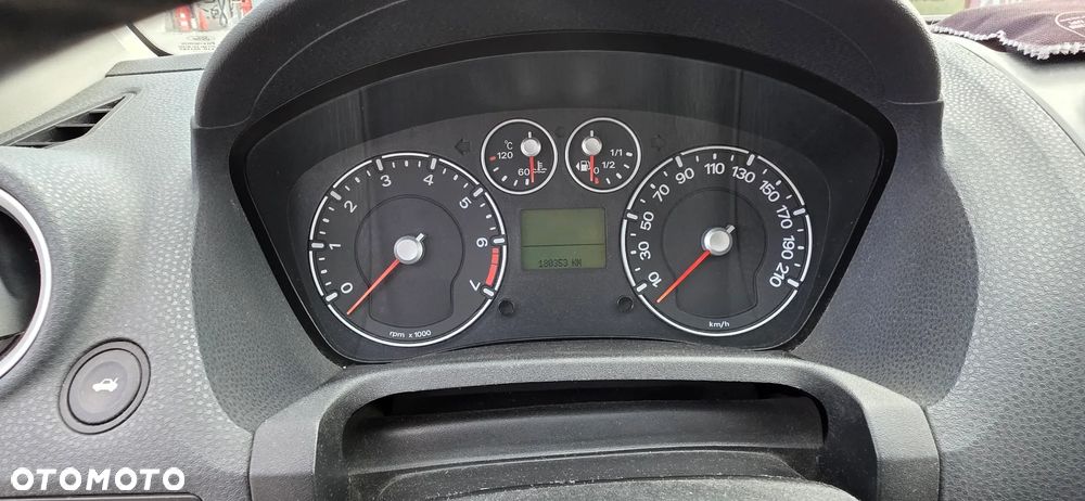 Ford Fiesta 1.3 - 7