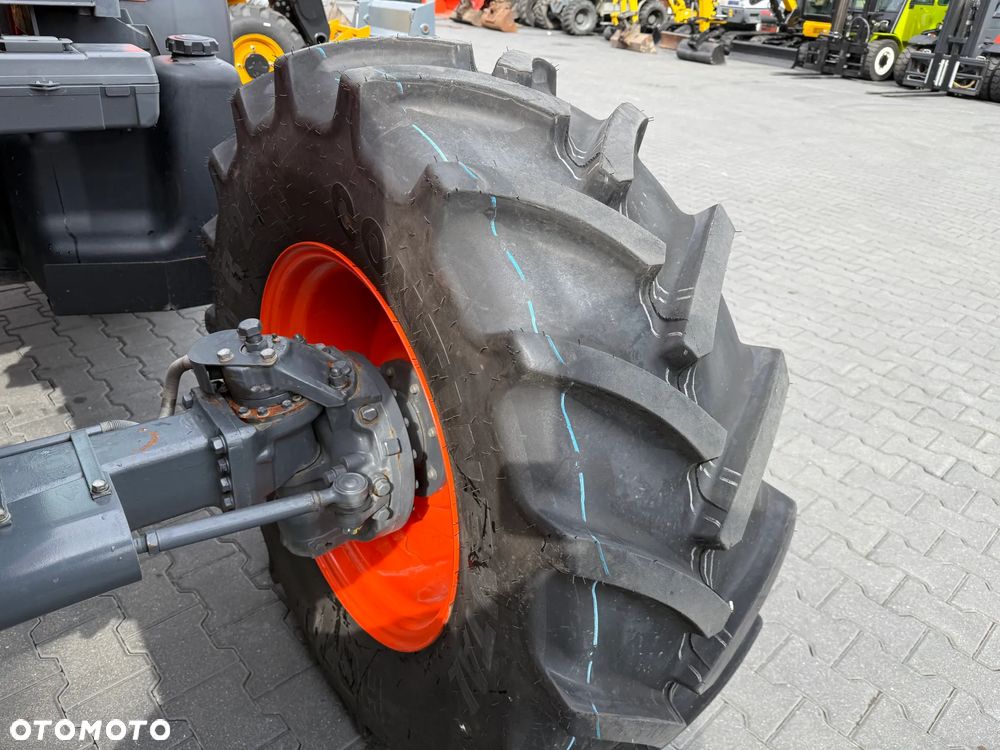 Kubota M100GX - II - 9