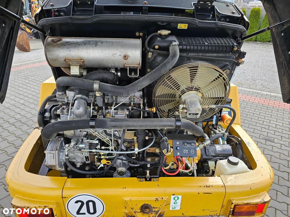 Caterpillar 906 - 12