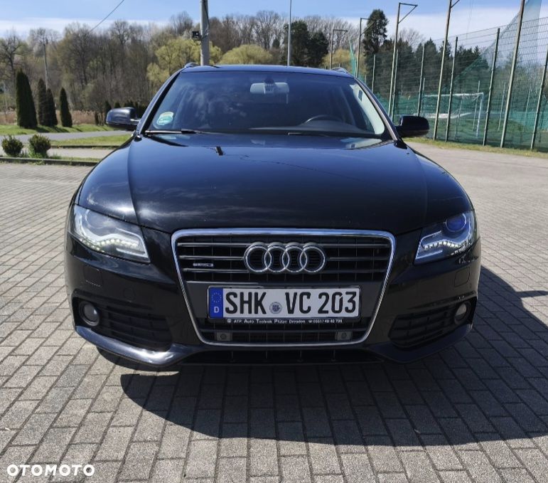 Audi A4 Avant 2.0 TDI DPF quattro - 10
