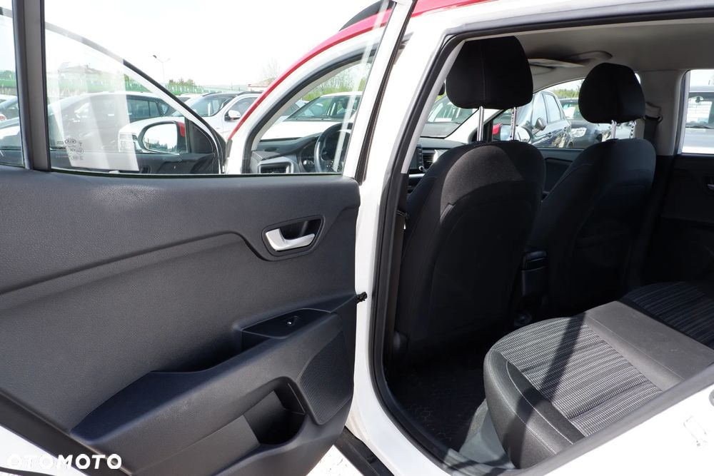 Kia Stonic 1.4 L - 29