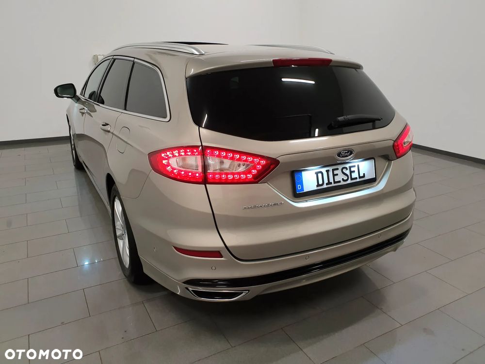 Ford Mondeo 2.0 TDCi Titanium - 34
