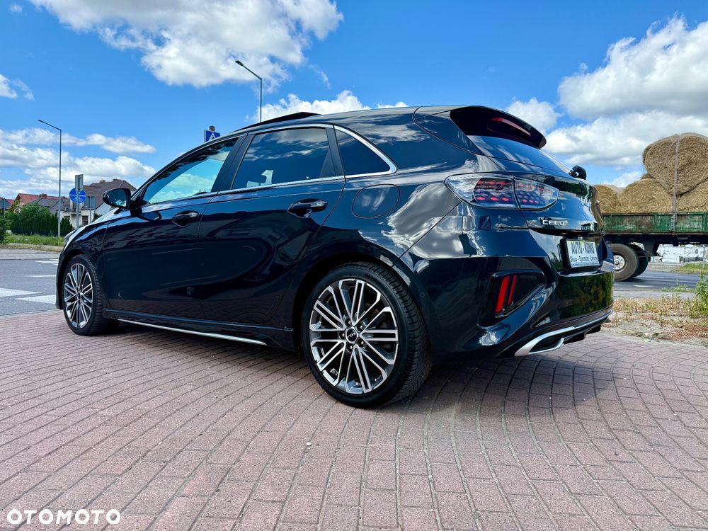 Kia Ceed 1.5 T-GDI DCT7 OPF GT Line - 35