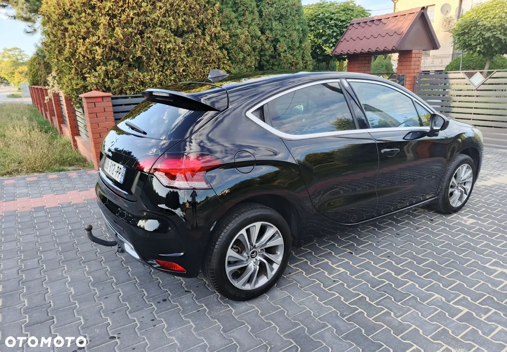 Citroën DS4 e-HDi 115 Chic - 15