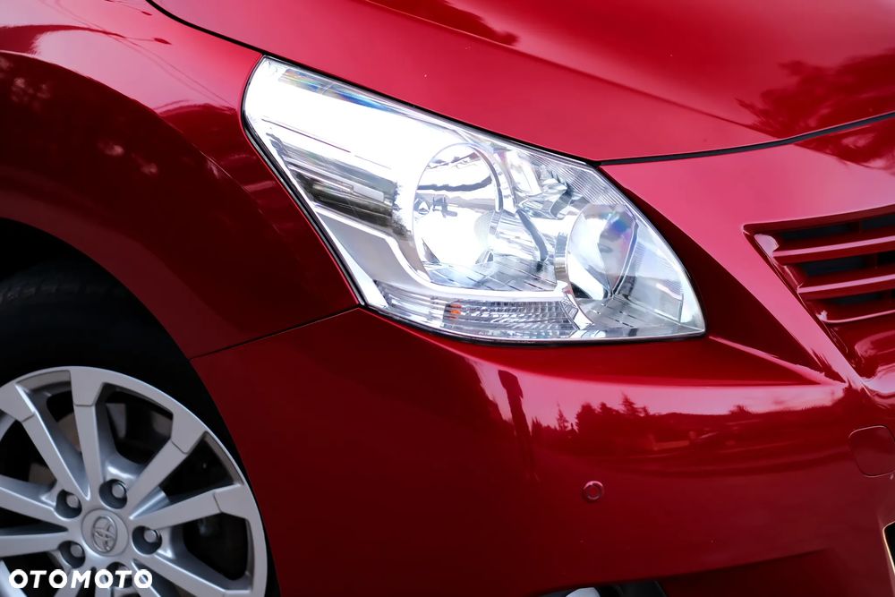 Toyota Verso 1.8 Premium EU5 - 5