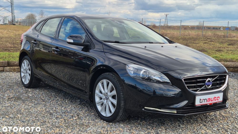Volvo V40 T3 Momentum - 25