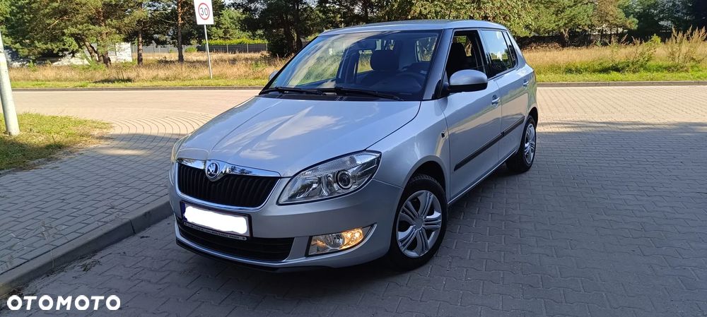 Skoda Fabia 1.2 HTP Syle Edition - 2