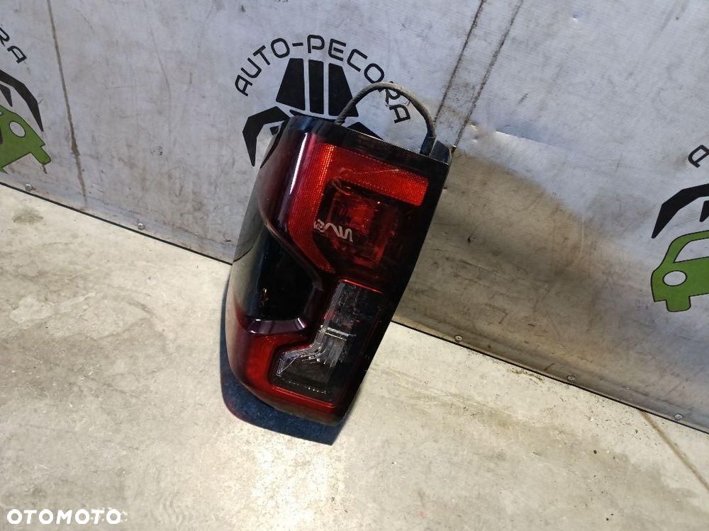 FORD RANGER VI LAMPA PRAWA TYŁ N1WB-13404-FE - 3