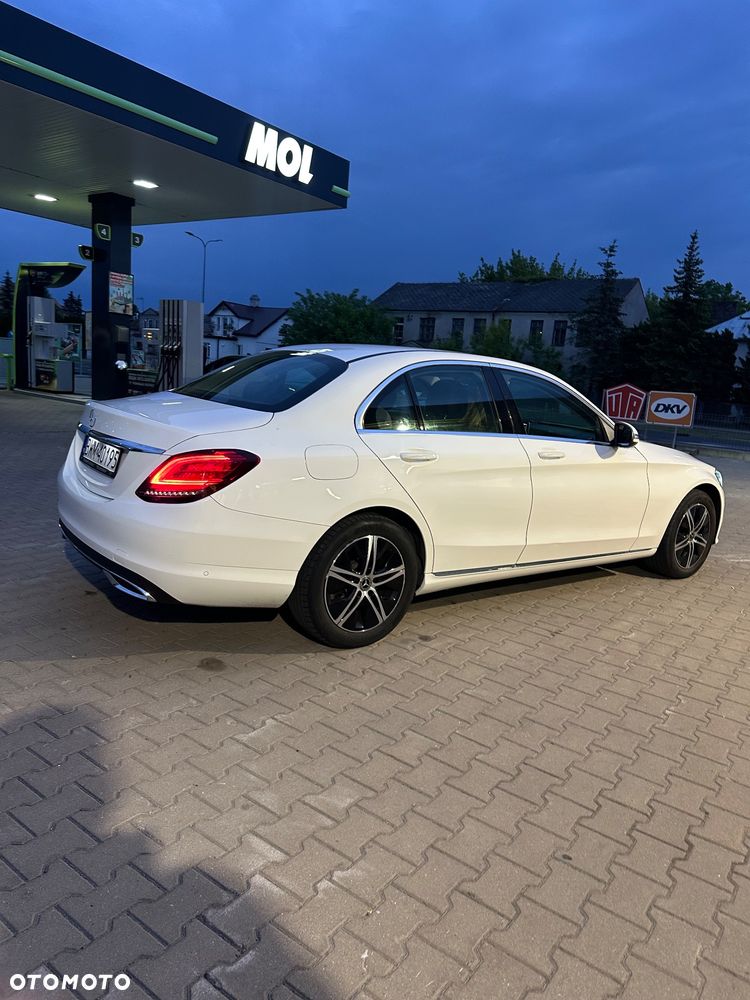 Mercedes-Benz Klasa C 160 9G-TRONIC - 24