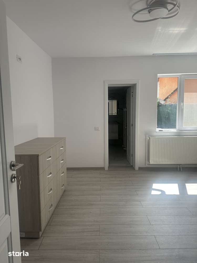 Campina - casa renovată - 1100 Euro/Luna - Imagine principală: 5/11