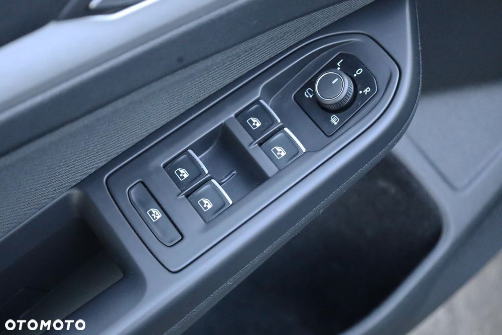 Volkswagen Golf Variant ver-viii-2-0-tdi-life - 29