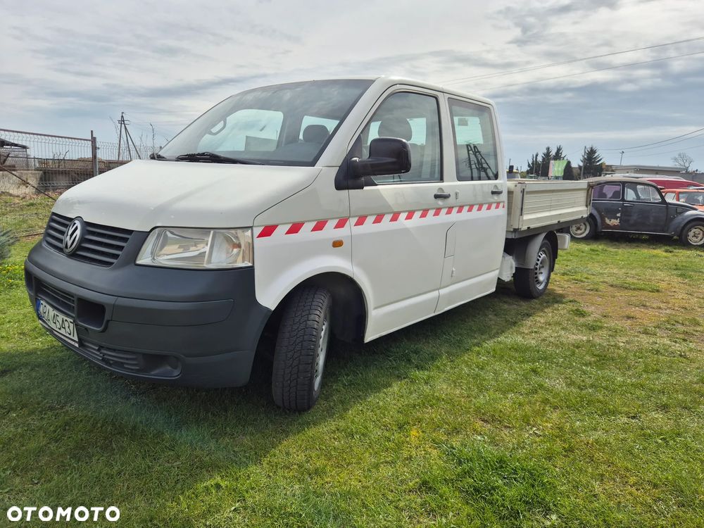Volkswagen Transporter - 1