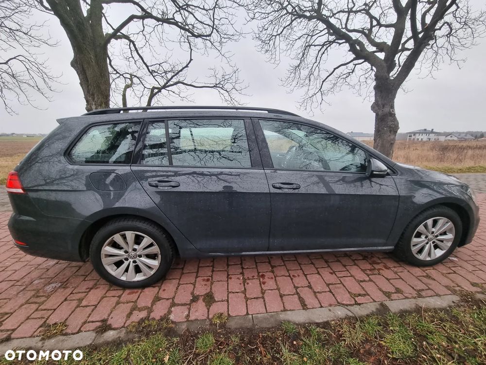 Volkswagen Golf Variant - 35