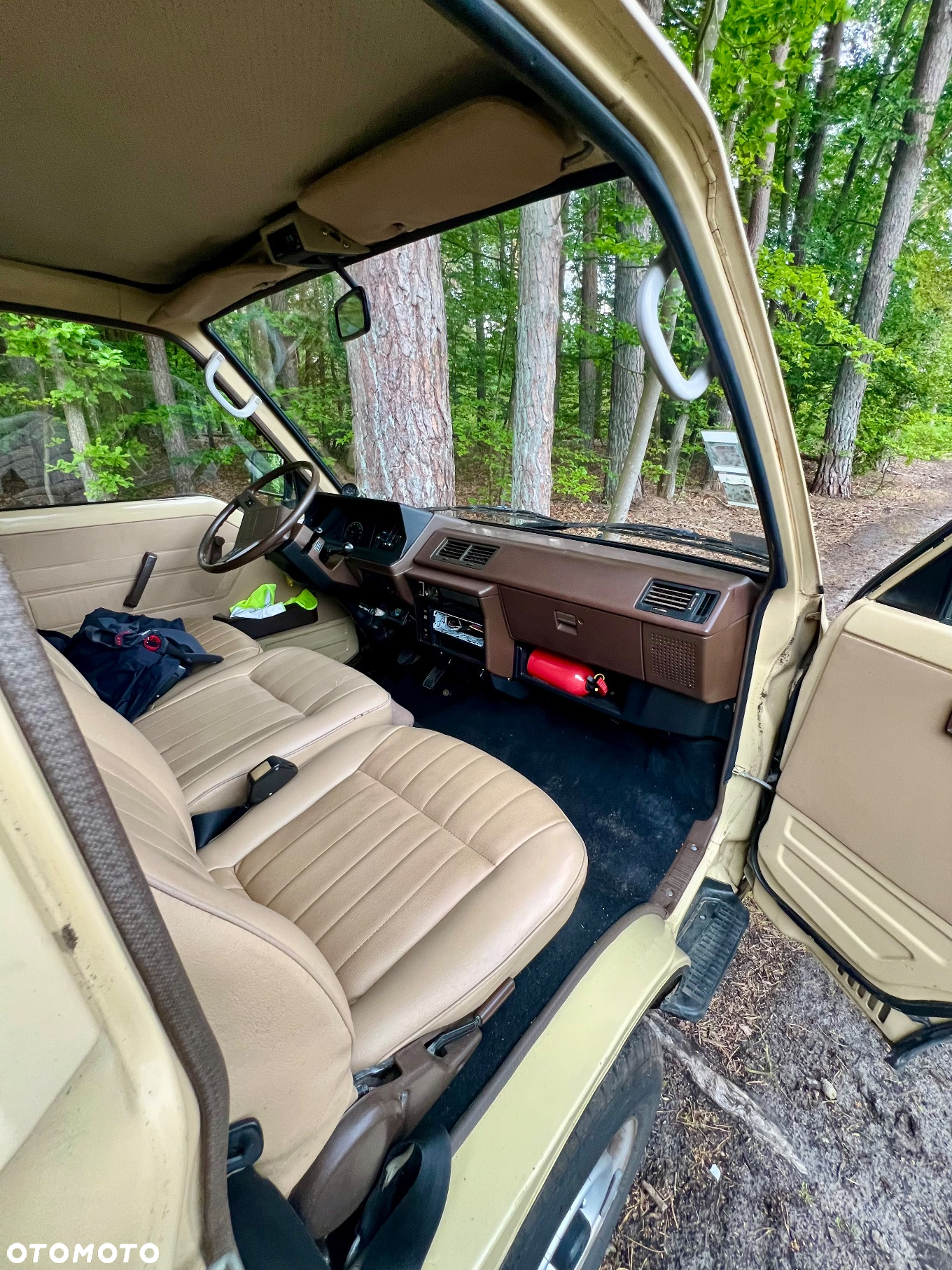 Toyota Hiace - 7