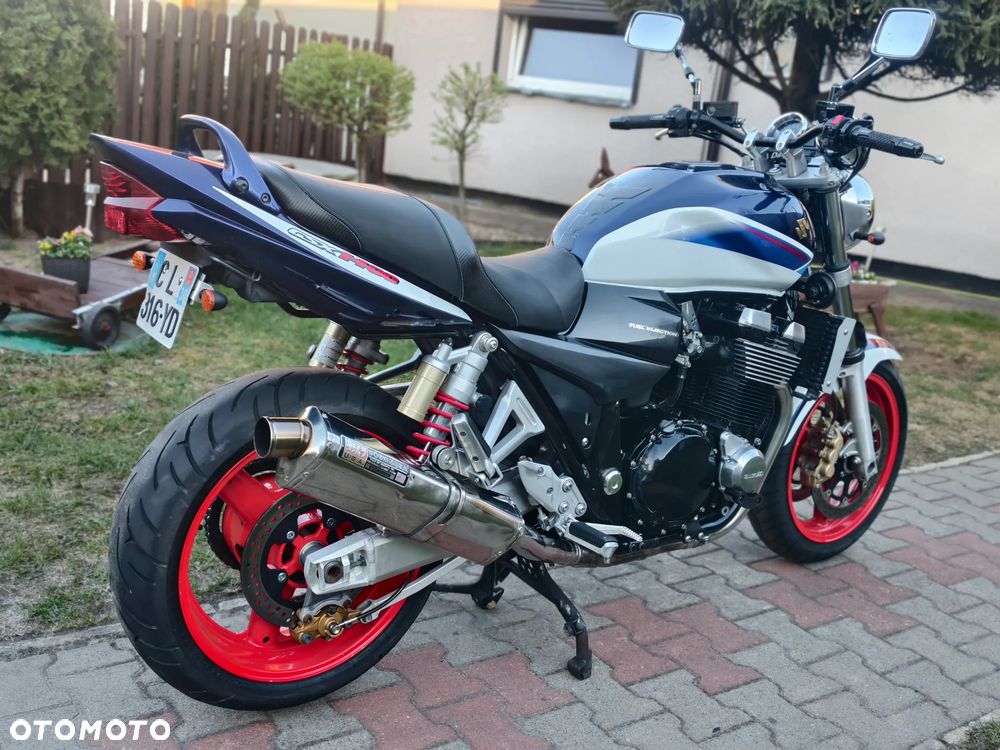 Suzuki GSX - 3