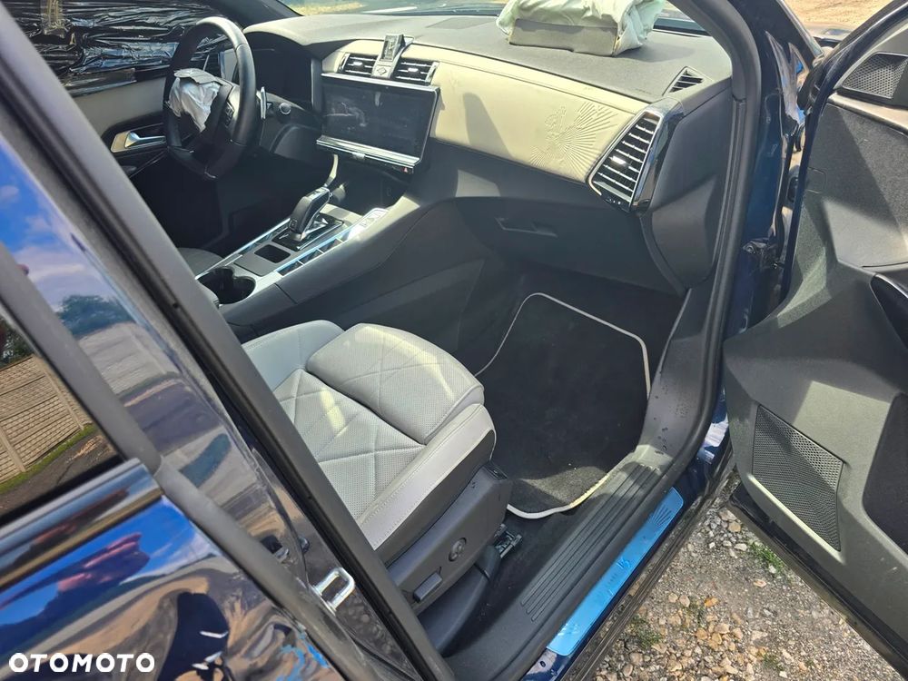 DS Automobiles DS 7 Crossback - 24