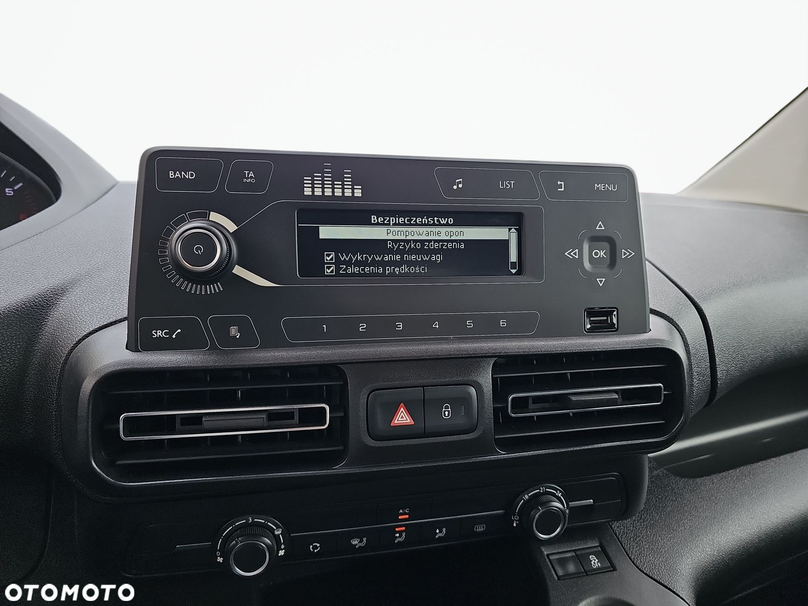Peugeot Rifter 1.5 BlueHDI Active - 15