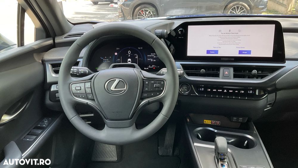 Lexus UX 300h AWD CVT HEV Business - 10
