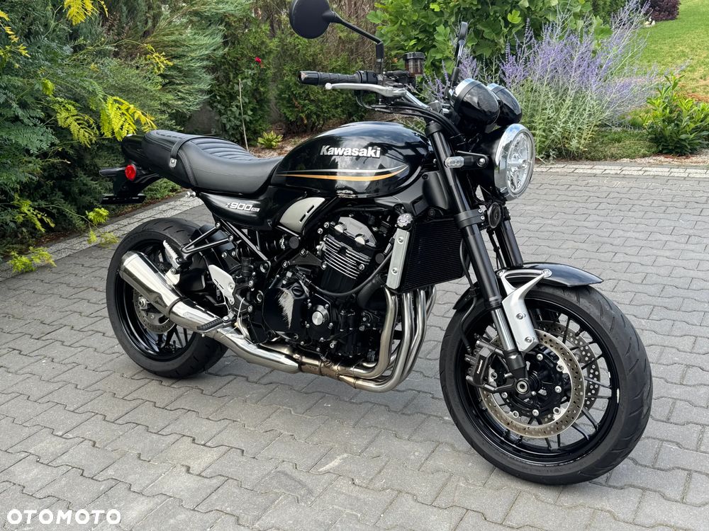 Kawasaki Z 900 RS - 2