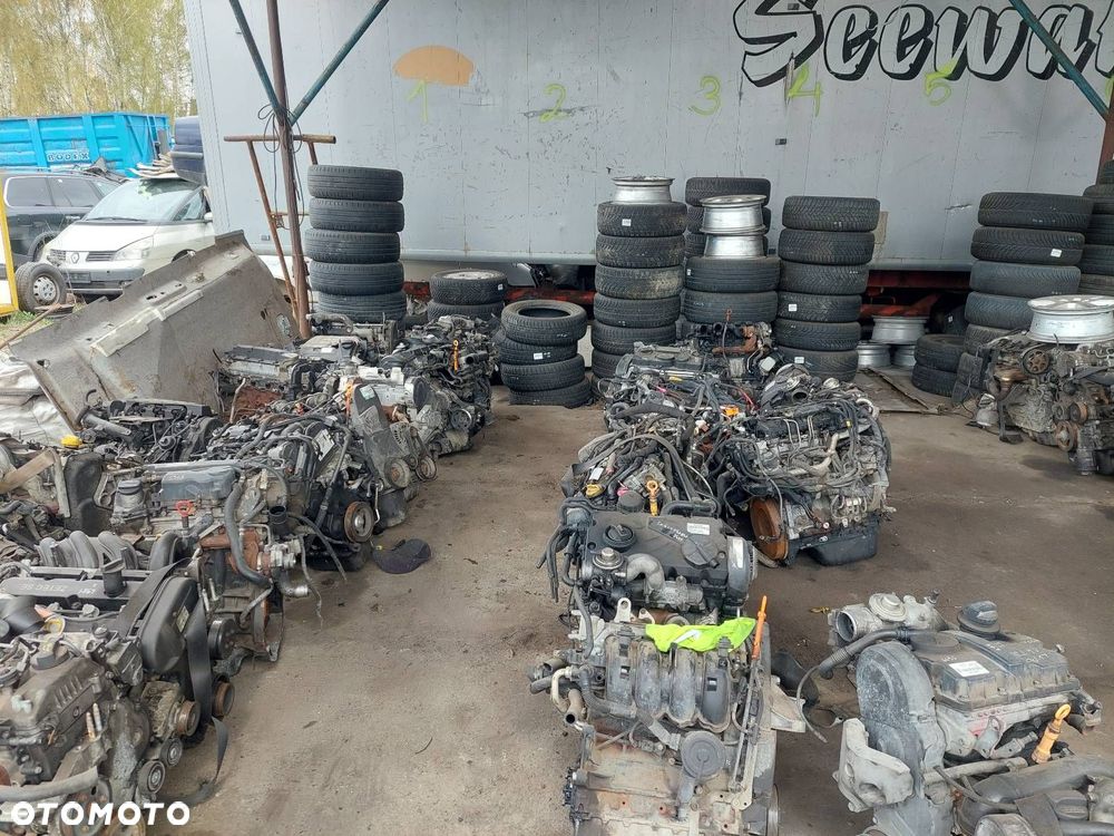 SILNIK 1.6 16V BCB SEAT LEON 2005 - 7