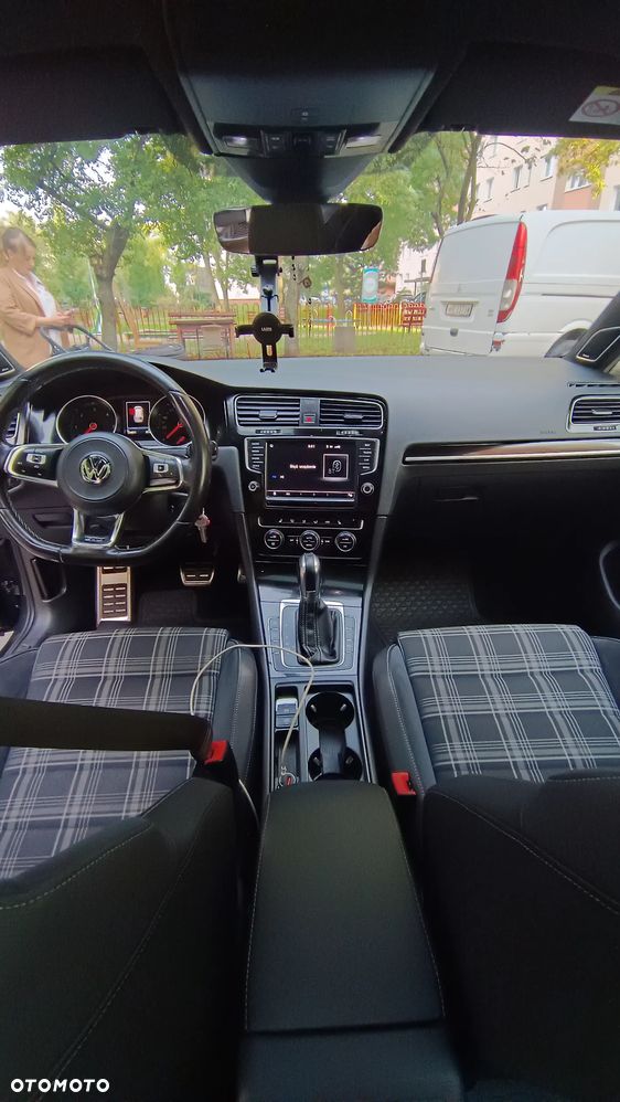 Volkswagen Golf VII 2.0 TDI BMT GTD DSG - 13